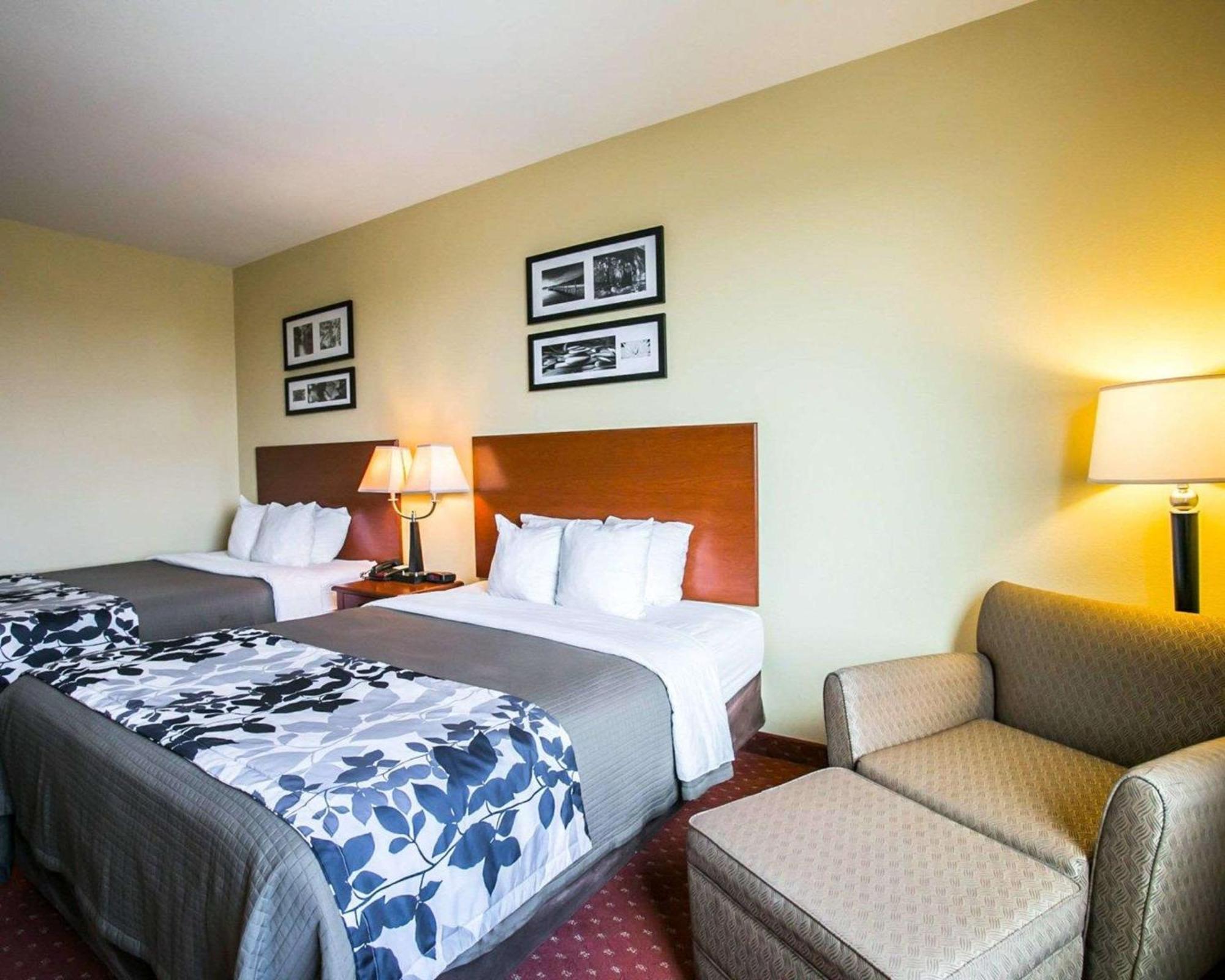Sleep Inn & Suites Нью Браунфелс Экстерьер фото
