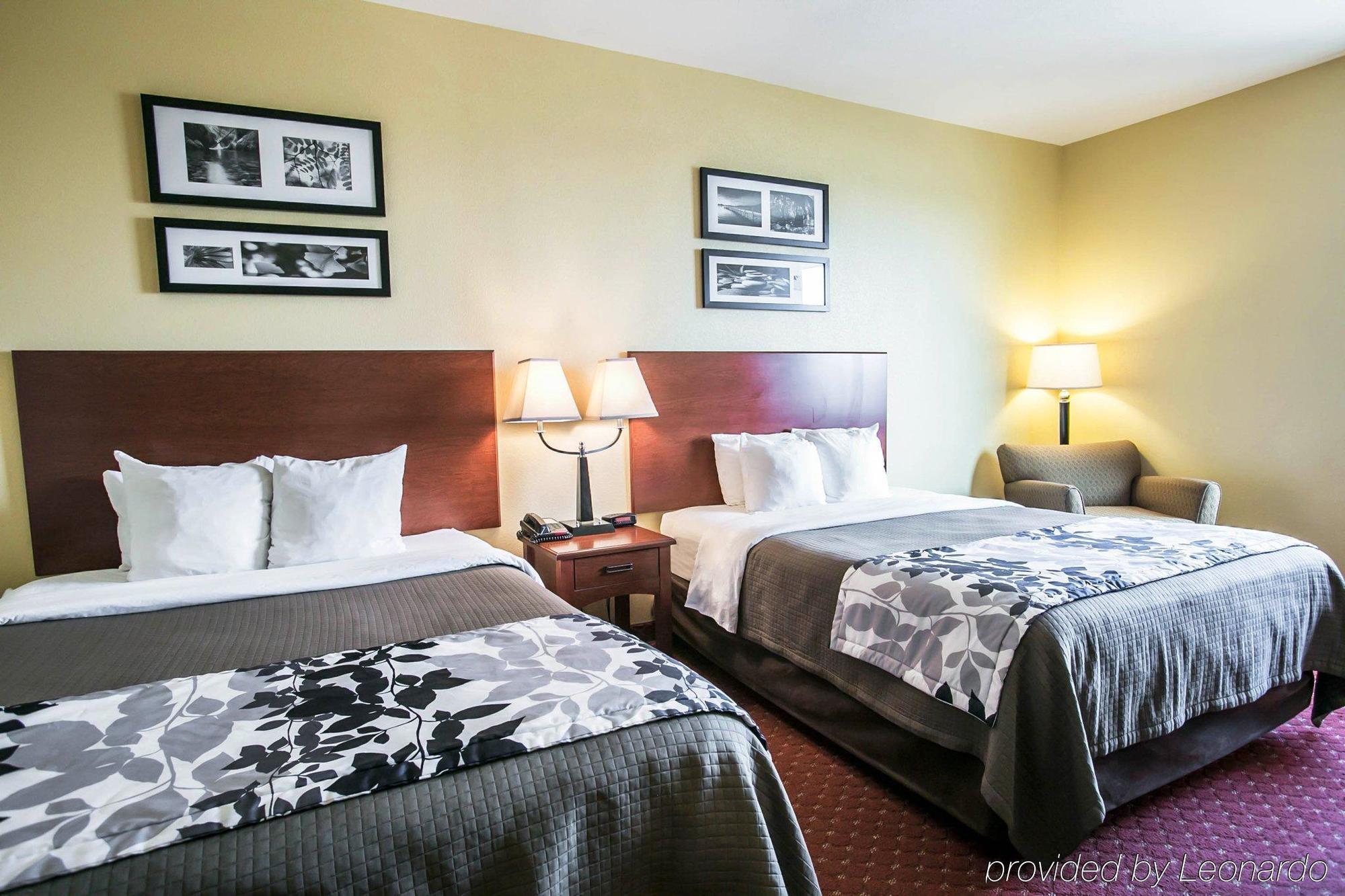 Sleep Inn & Suites Нью Браунфелс Экстерьер фото