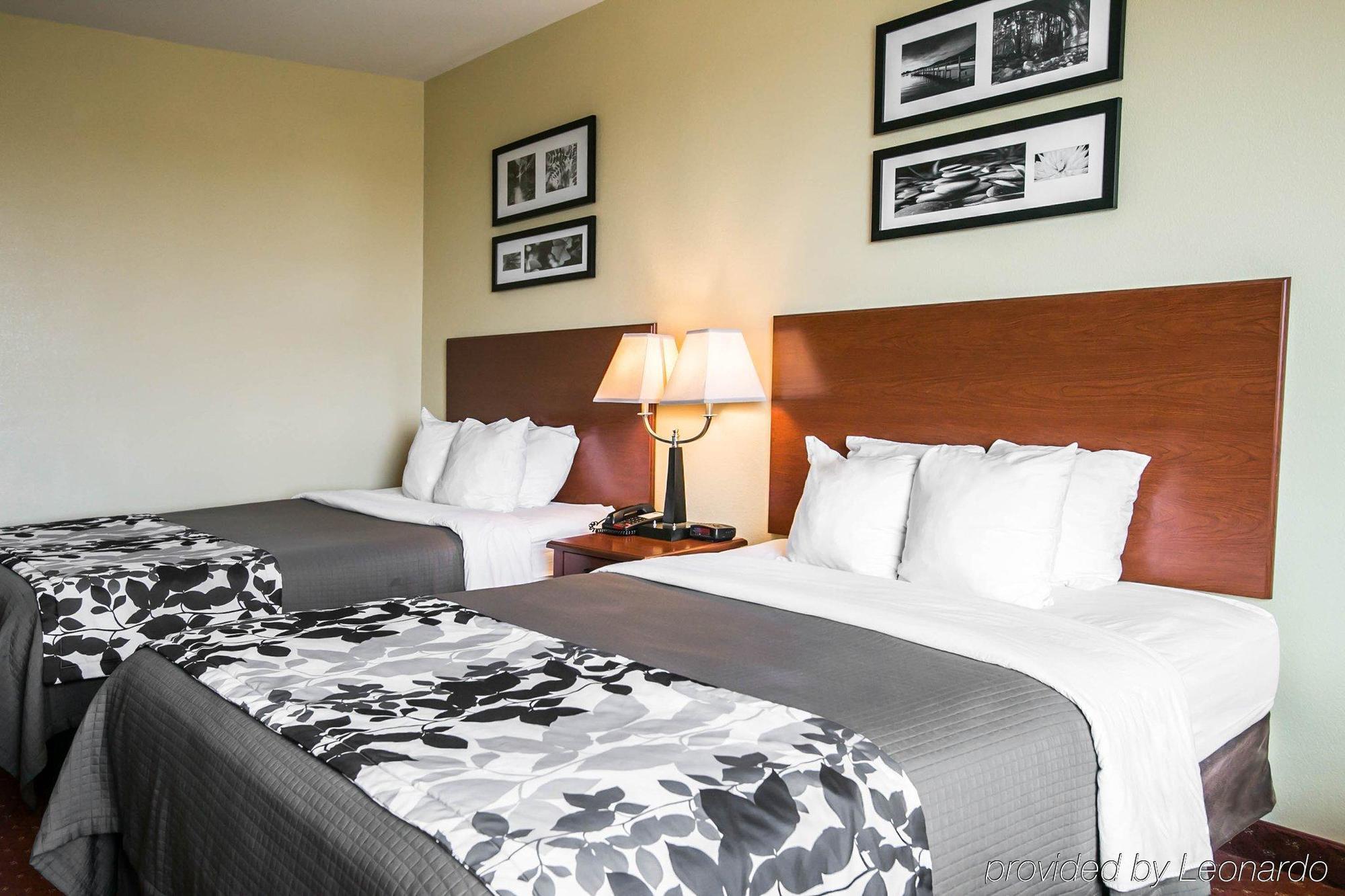 Sleep Inn & Suites Нью Браунфелс Экстерьер фото
